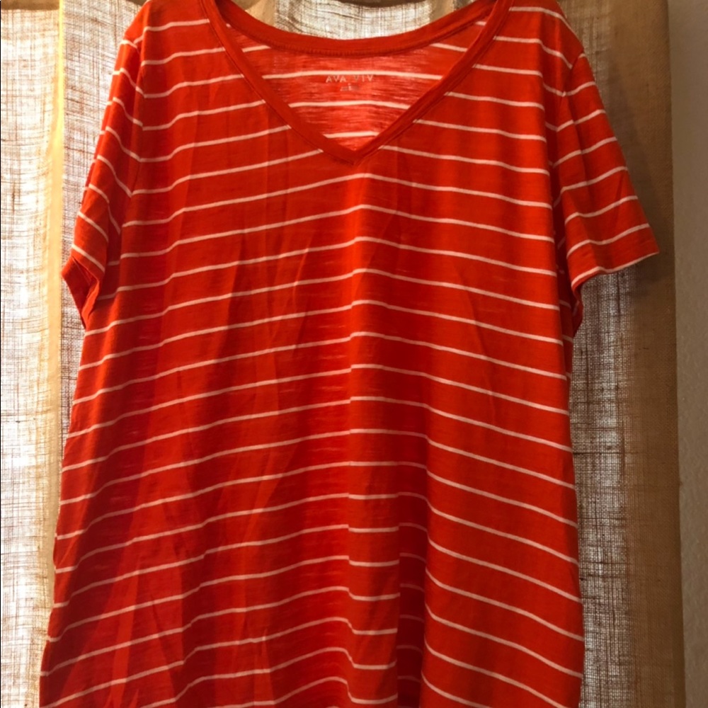 AVA & VIV V neck t shirt